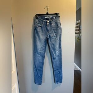 Wallflower blue jeans